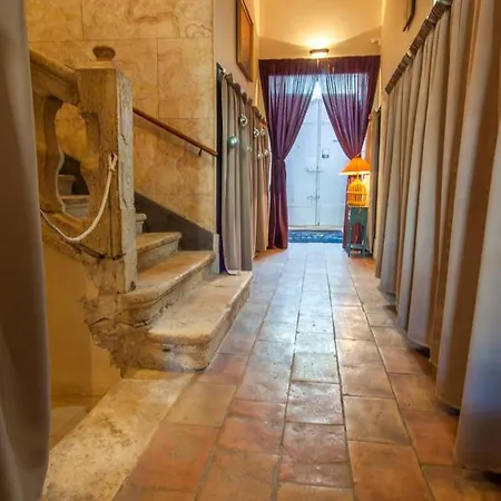 La Lumiere De Migou Bed and breakfast