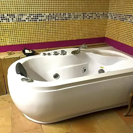 Bed & Breakfast La Lumiere De Migou Beaumont-de-Lomagne
